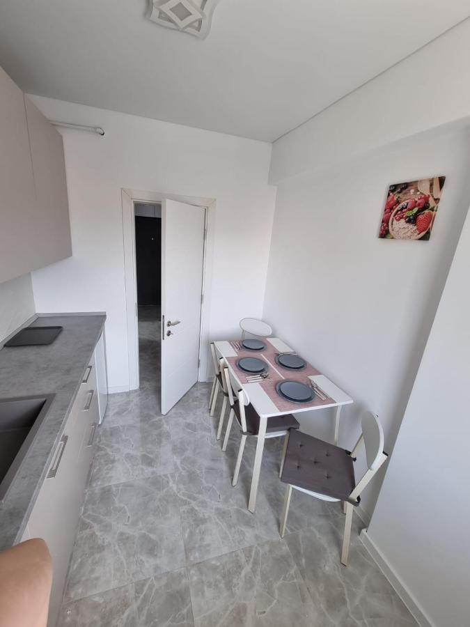 Apartamente Azra Năvodari Buitenkant foto